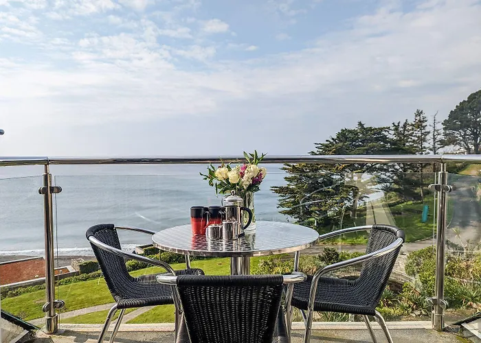 Breakers - Mount Brioni